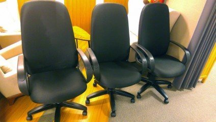 Компьютерные кресла для персонала